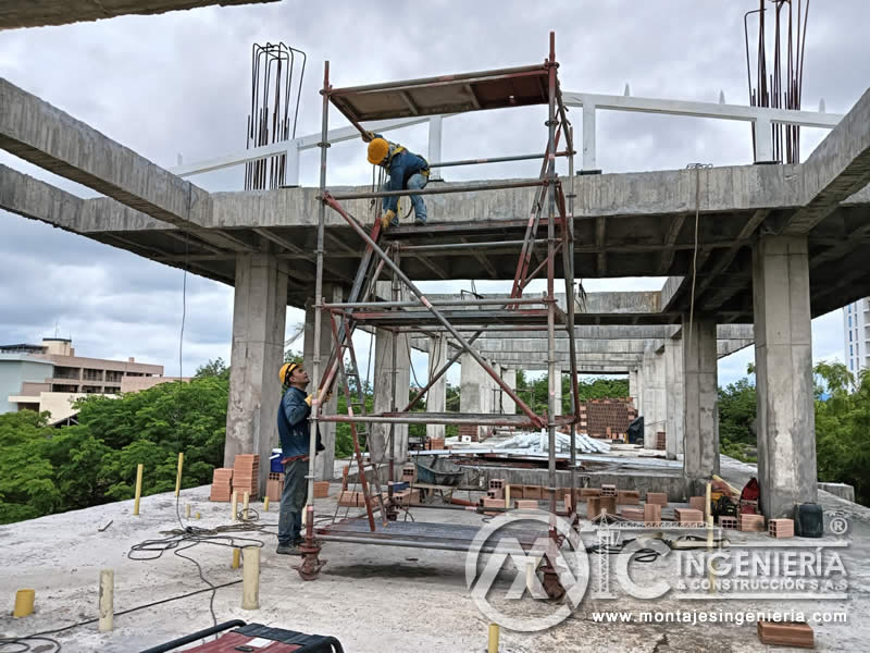 Construcción de Estructura Metálica en la Parte Superior de Edificio en Juzgados de Girardot en Cundinamarca, Colombia. Montajes, Ingeniería y Construcción. MIC SAS. Construcción de Estructura Metálica en la Parte Superior de Edificio en Juzgados de Girardot en Cundinamarca, Colombia. Montajes, Ingeniería y Construcción. MIC SAS.