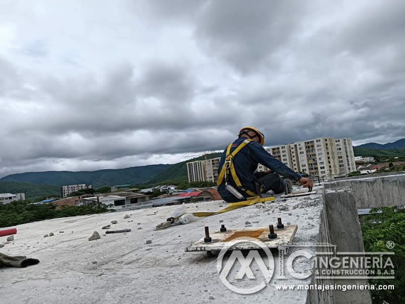 Construcción de Estructura Metálica en la Parte Superior de Edificio en Juzgados de Girardot en Cundinamarca, Colombia. Montajes, Ingeniería y Construcción. MIC SAS. Construcción de Estructura Metálica en la Parte Superior de Edificio en Juzgados de Girardot en Cundinamarca, Colombia. Montajes, Ingeniería y Construcción. MIC SAS.
