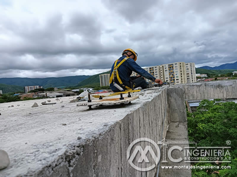 Construcción de Estructura Metálica en la Parte Superior de Edificio en Juzgados de Girardot en Cundinamarca, Colombia. Montajes, Ingeniería y Construcción. MIC SAS. Construcción de Estructura Metálica en la Parte Superior de Edificio en Juzgados de Girardot en Cundinamarca, Colombia. Montajes, Ingeniería y Construcción. MIC SAS.