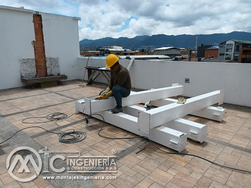 Estructuras de construcción metálica par pérgolas industriales en Bogotá, Colombia. Montajes, Ingeniería y Construcción. MIC SAS